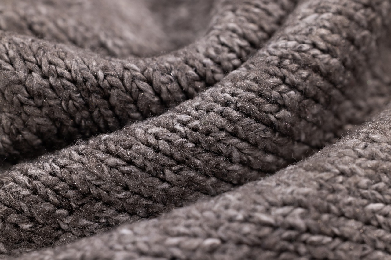 ściągacz do swetra na drutach